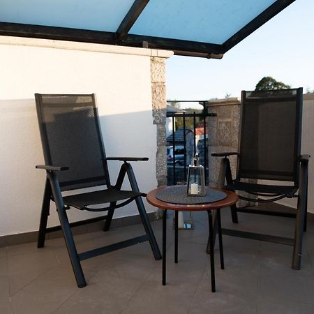 Castle House Rooms, Swimming Pool & Sauna & Tennis Court & Wine Cellar Sezana ภายนอก รูปภาพ