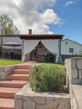 Castle House Rooms, Swimming Pool & Sauna & Tennis Court & Wine Cellar Sezana ภายนอก รูปภาพ
